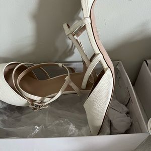 Women shoes